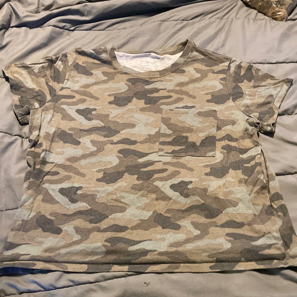 Arizona Jean company Camo Pocket Tee